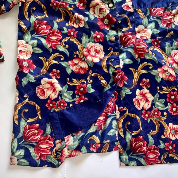 v i n t a g e :: Silky Floral Satin Flowy Pajama Blouse - Picture 5 of 10